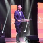 Rétvári Bence: Én békében nőttem föl, és azt akarom, hogy a négy gyermekem is békében nőjön föl! retvaribence_vac_nagygyules-1024x576