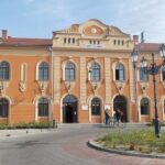 Fejlesztik a vasútvonalat Budapest-Veresegyház-Vác között Vác railway station. S.